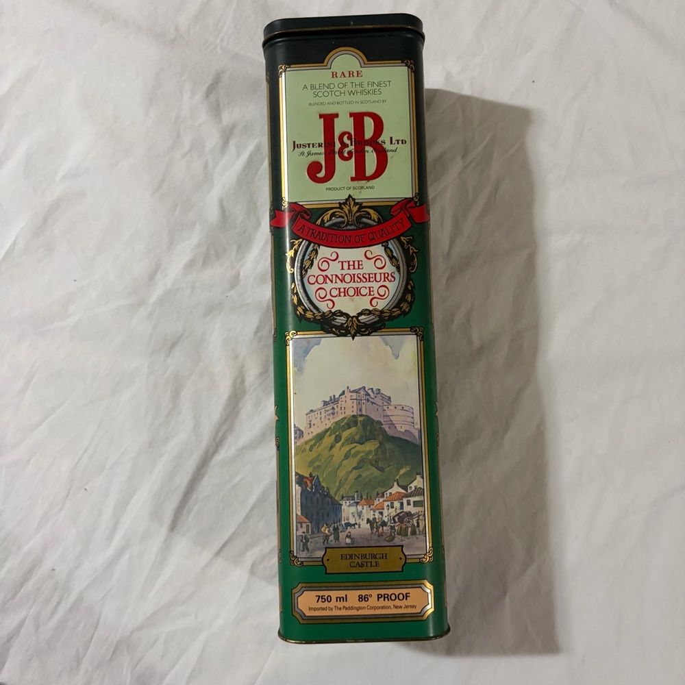 J&B scotch tin - Picture 5 of 5